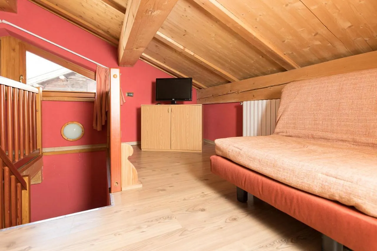 Baita Miralago - Appartamenti Abar Livigno Italy