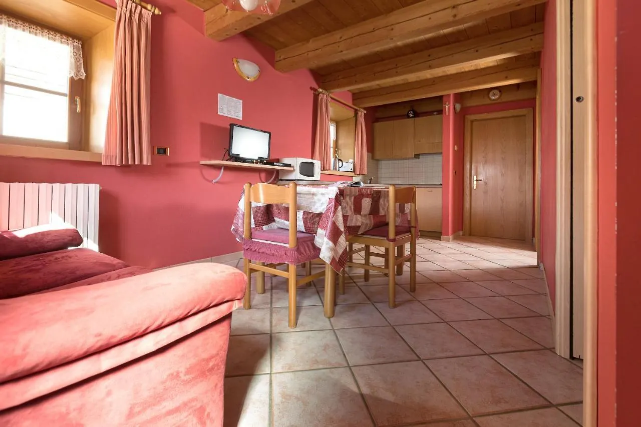 Baita Miralago - Appartamenti Abar Livigno Apartment